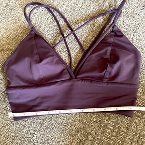Lululemon sports bra.